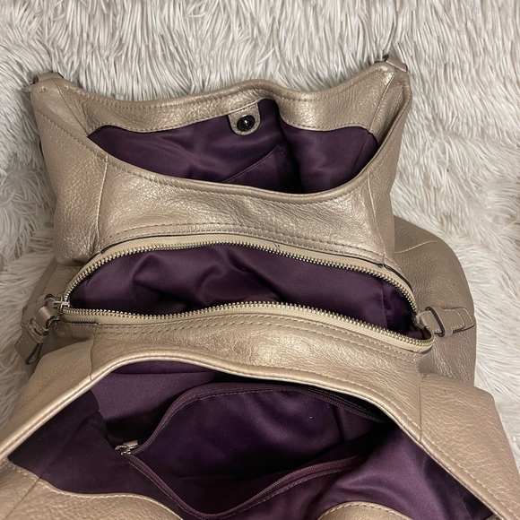 Coach Satchel Silver - Picture 5 of 8